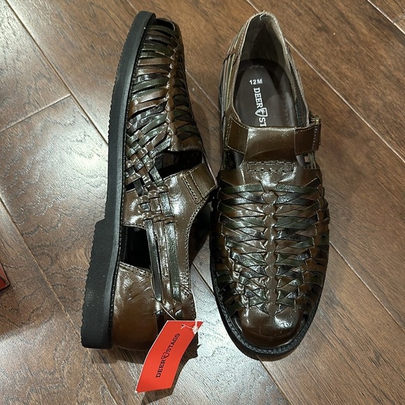 NEW Deer stags brown shoes - size 12 - Picture 3 of 8
